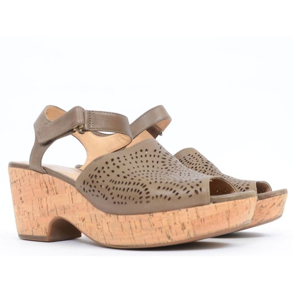 Clarks Maritsa Nila Women's 8.5 Leather Sandals Platform Wedge Ortholite Footbed